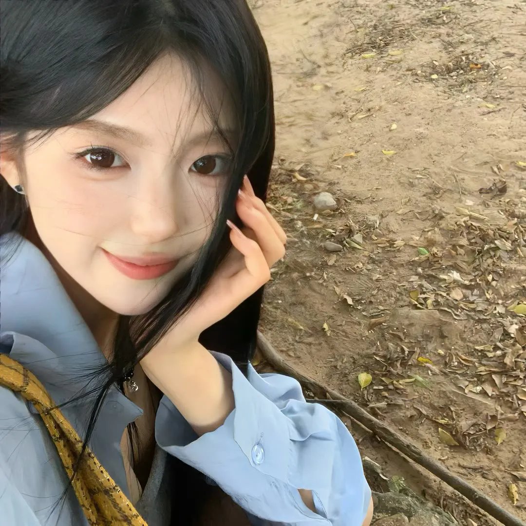 来自十二年前的她